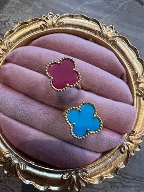 2 Clover Rings set in Pink and Blue adjustable open size new
